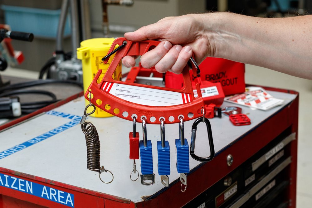 New, practical Safety Lock & Tag Carrier for Lockout/Tagout